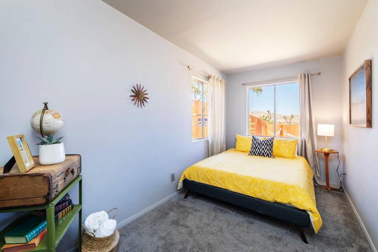 Made In The Shade - Central, Hot Tub, Ac, Sleeps 8 Villa Joshua Tree Exterior foto