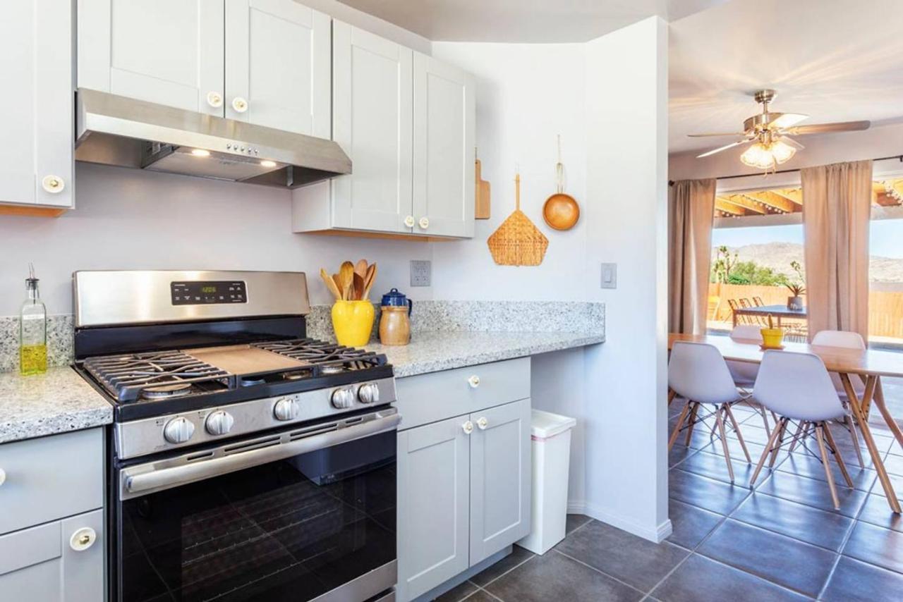 Made In The Shade - Central, Hot Tub, Ac, Sleeps 8 Villa Joshua Tree Exterior foto