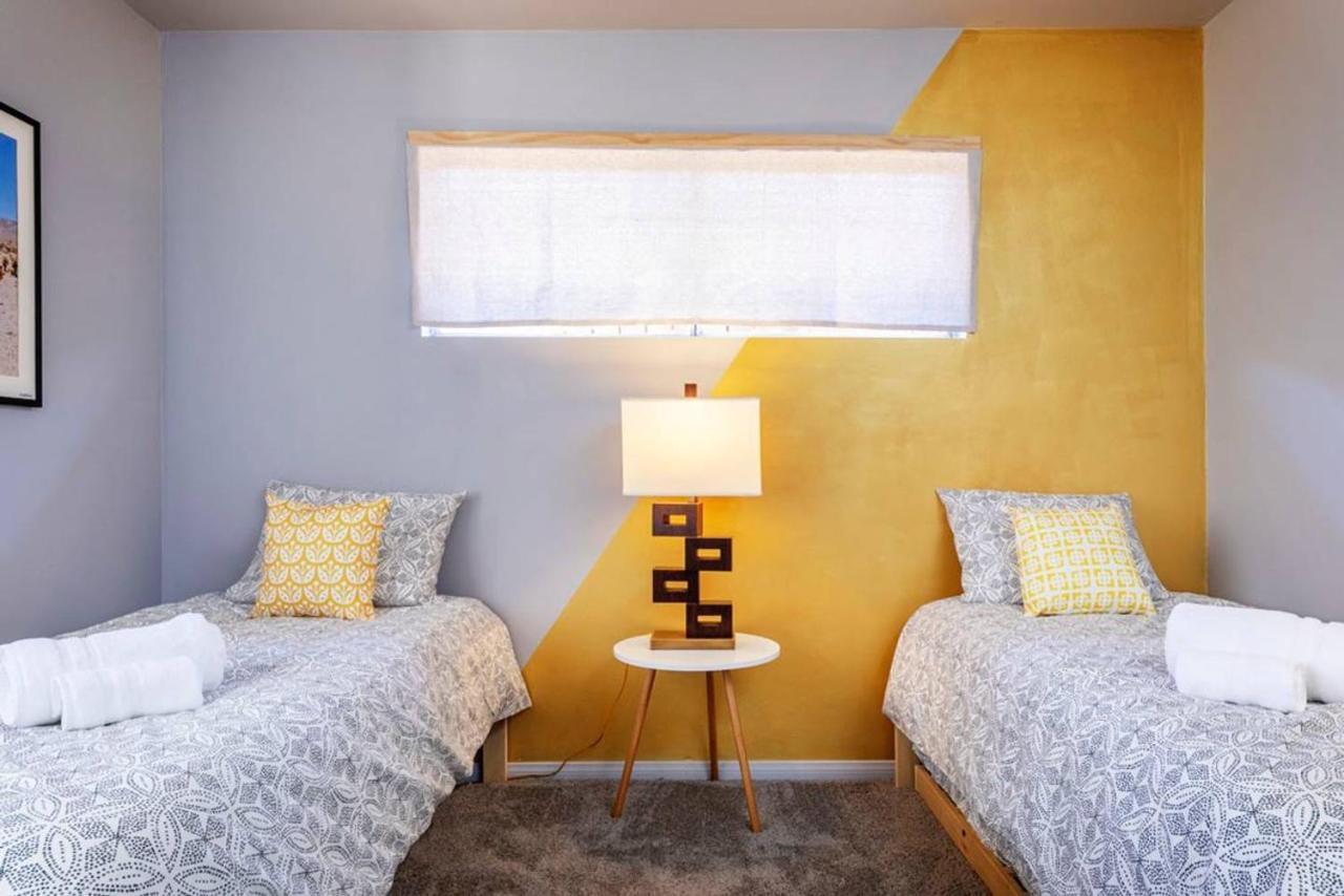 Made In The Shade - Central, Hot Tub, Ac, Sleeps 8 Villa Joshua Tree Exterior foto